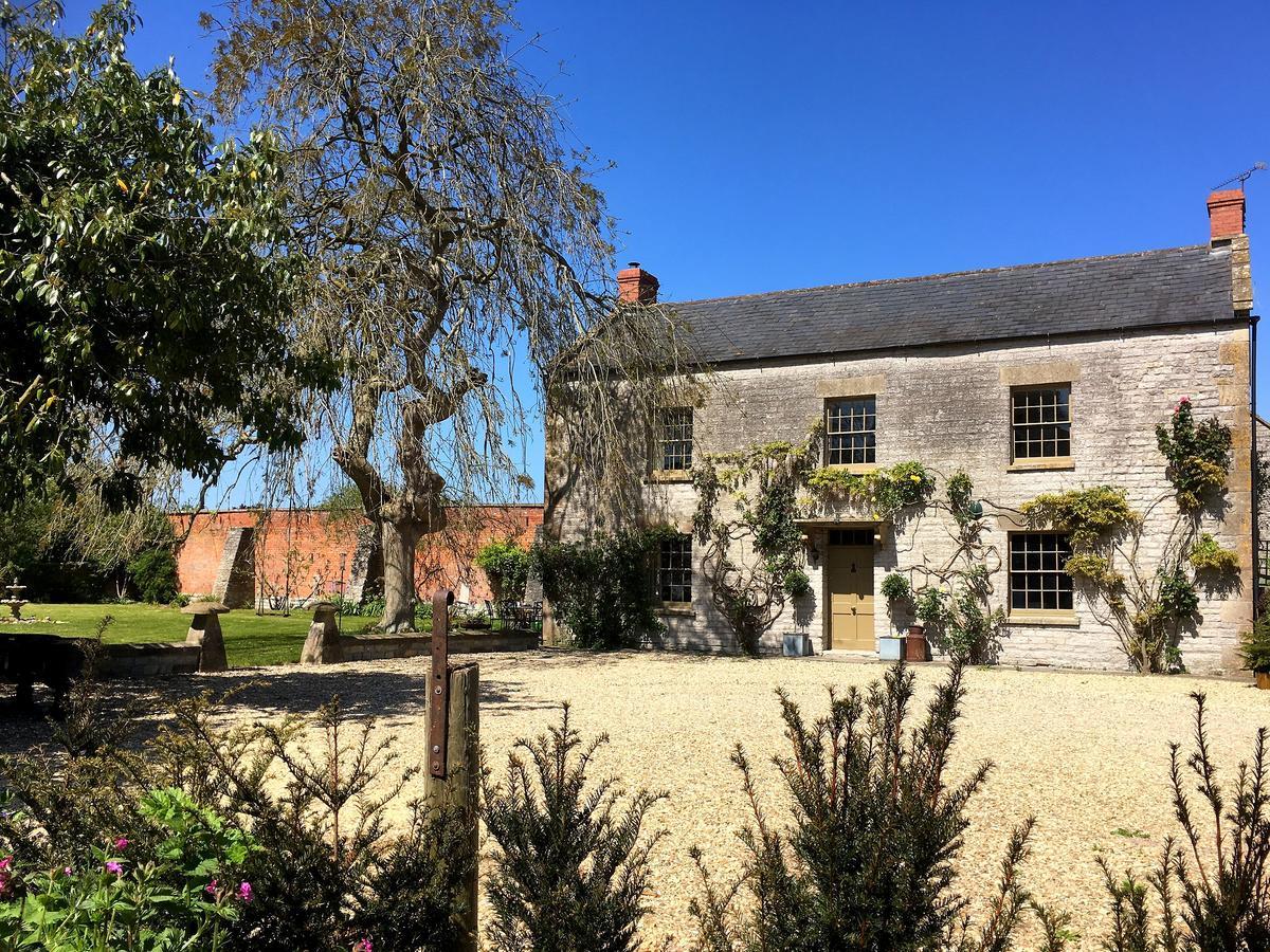 Huxham Farmhouse Bed and Breakfast East Pennard Exteriör bild