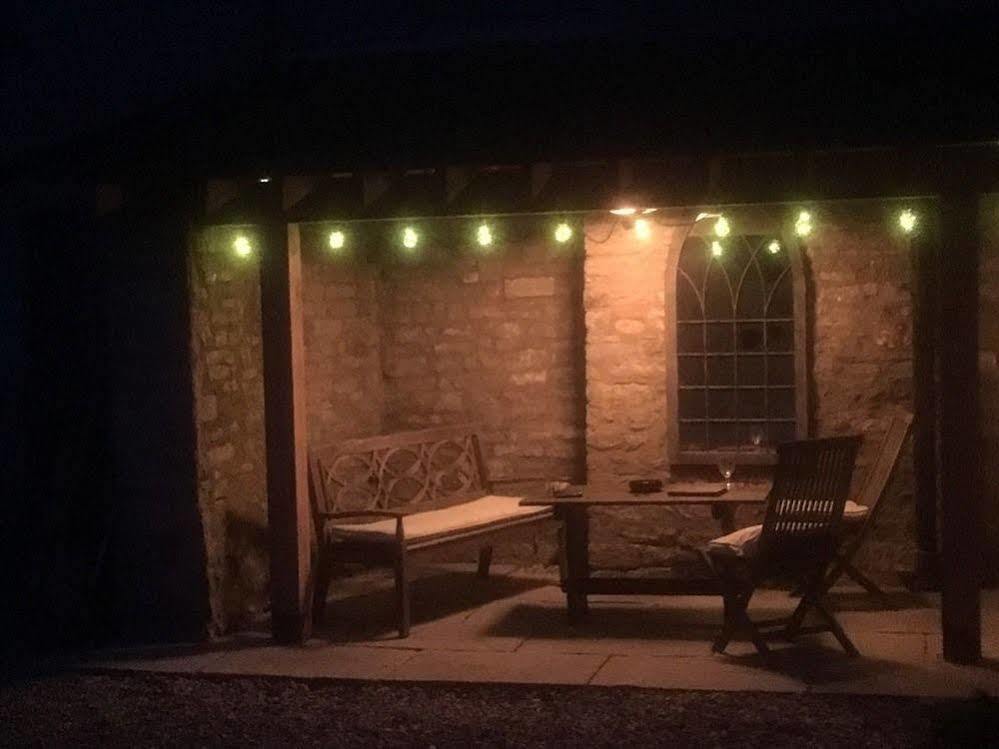 Huxham Farmhouse Bed and Breakfast East Pennard Exteriör bild